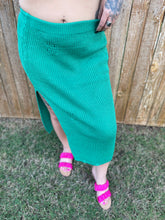 Load image into Gallery viewer, Kelly green skirt (match g1)
