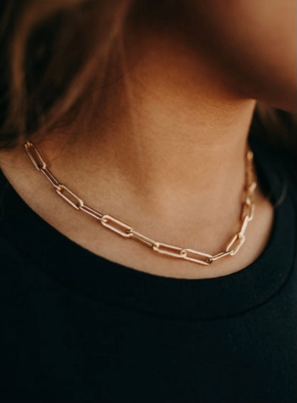Gold chain link necklace